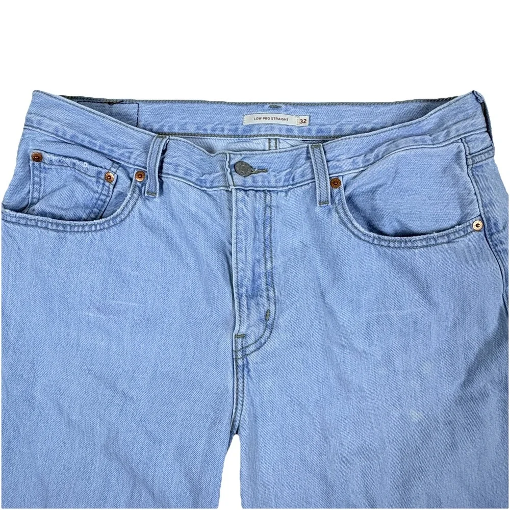 Levis Womens Jeans Low Pro Straight  Distressed High Rise Y2K Light Wash Size 32